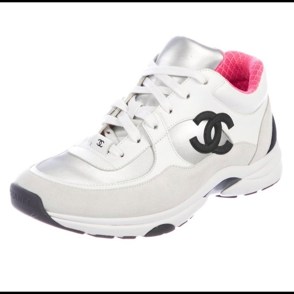 LOOKING FOR CHANEL SS18 TRAINERS SIZE 38 - Picture 2 of 2